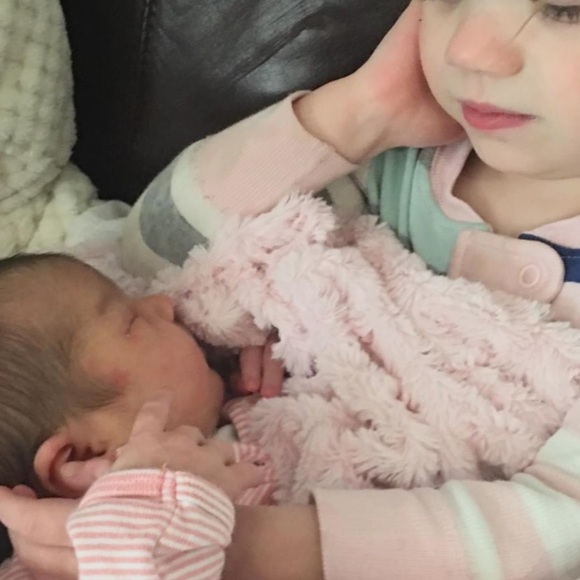 Meet your Posher, Rhylee - Picture 4 of 6